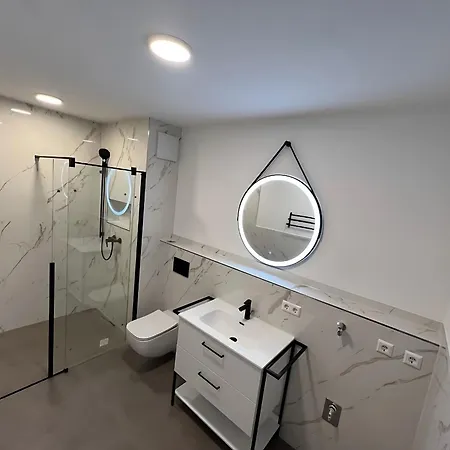 Penthouse K11 - The Bodensee Apartman Tettnang