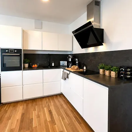 Penthouse K11 - The Bodensee *
